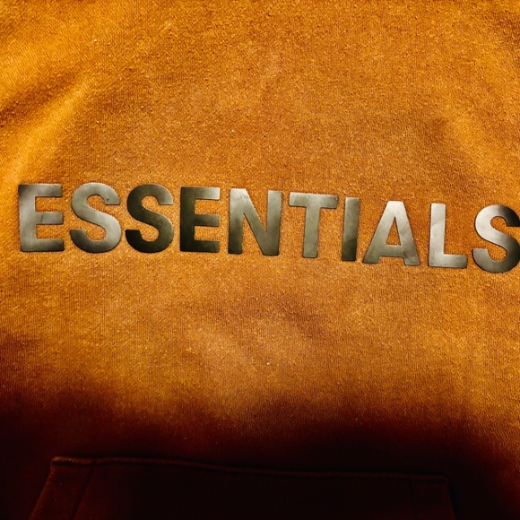 Essentials hoodie in dark brown Features front pocket and hood - Picture 8 of 11